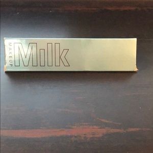 Milk makeup - Kush waterproof mascara